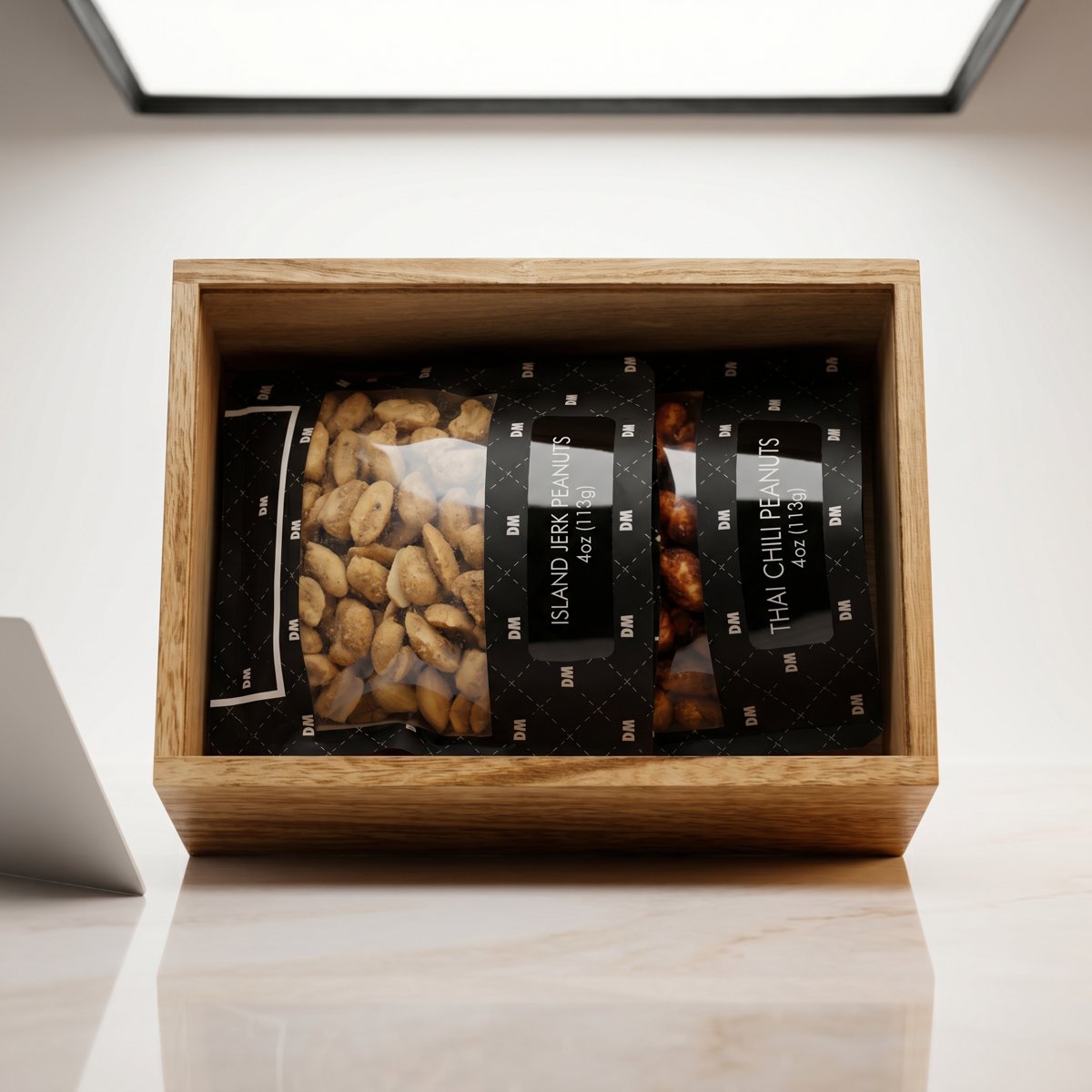 미국직구 Damn Man Spicy 견과 113g / Damn Man Spicy Nut Sampler Gift Box - 2 Resealable Bags of S 5