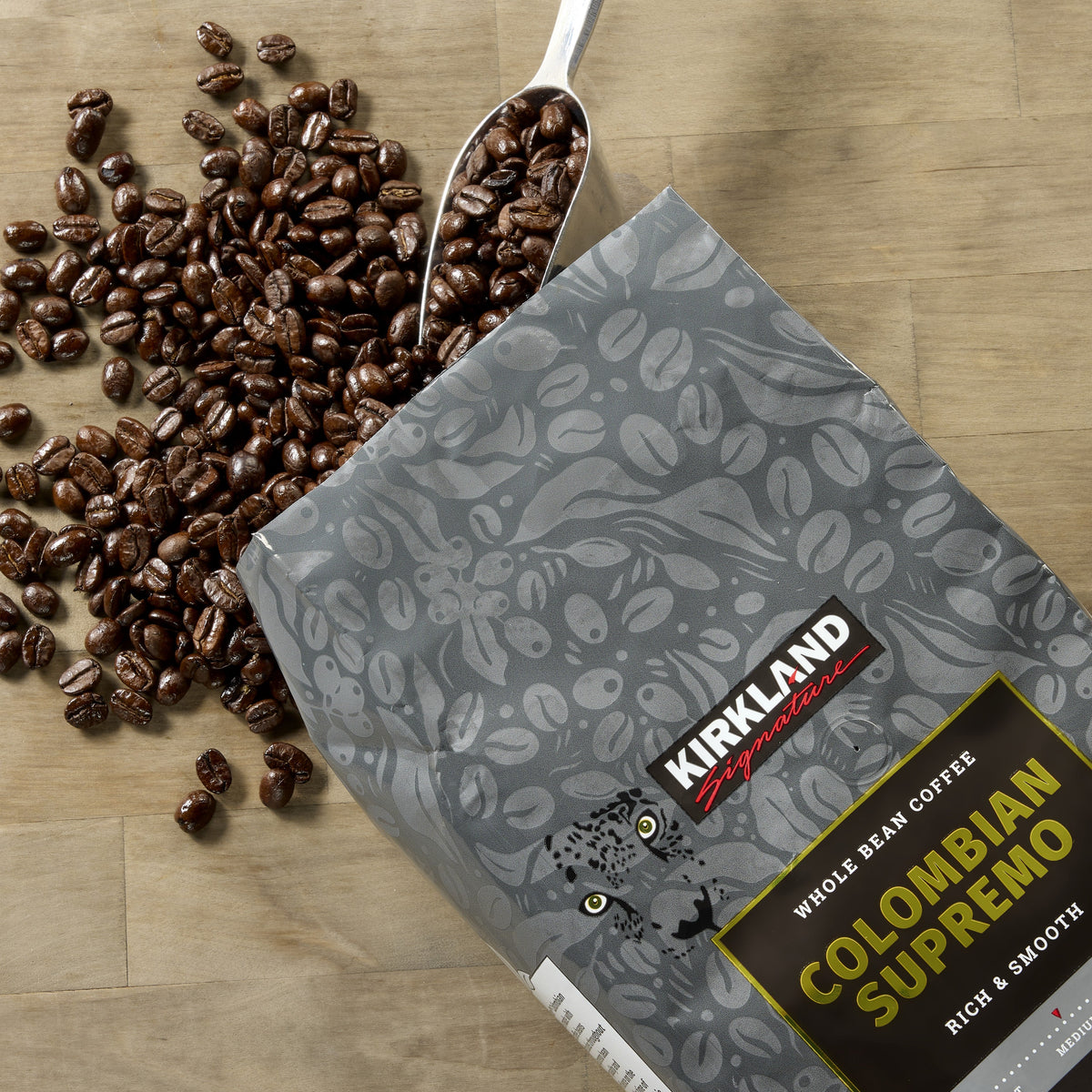 미국직구 Kirkland Signature Colombian Supremo Whole Bean Coffee, Medium Roast, 3 lbs