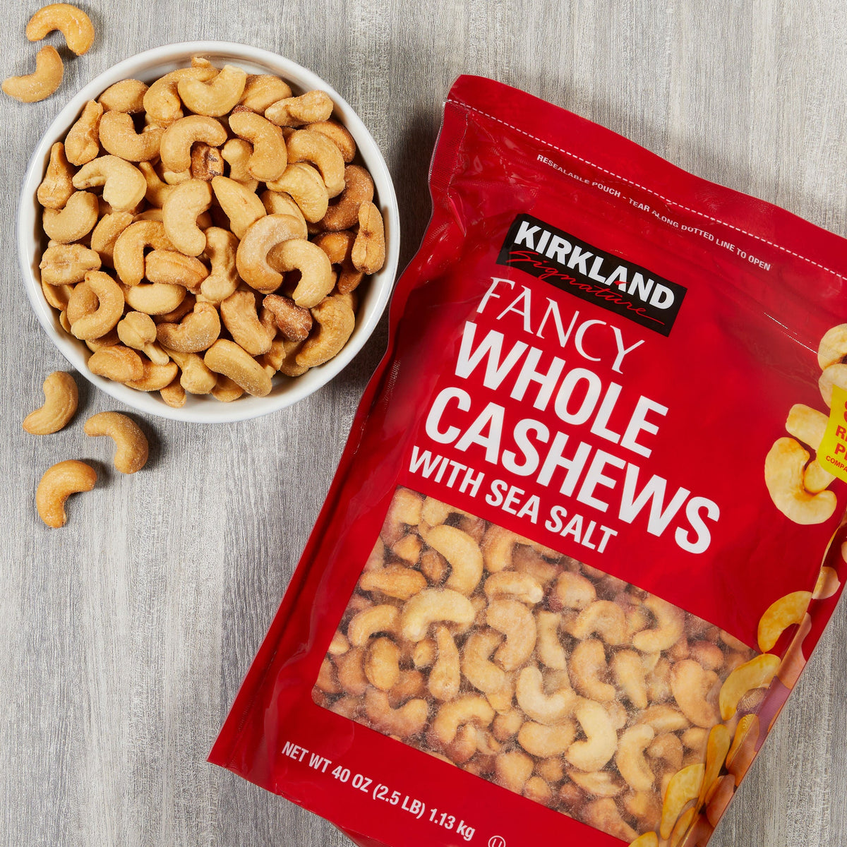 미국직구 Kirkland Signature Fancy Whole Cashews with Sea Salt, 2.5 lbs