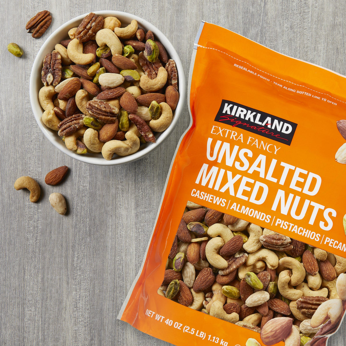 미국직구 Kirkland Signature Extra Fancy Mixed Nuts, Unsalted, 40 oz
