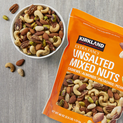 미국직구 Kirkland Signature Extra Fancy Mixed Nuts, Unsalted, 40 oz