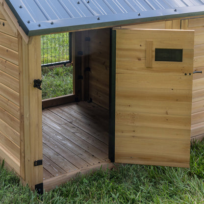 미국직구 켄넬·이동장 Backyard Discovery 7' x 5' Canine Cabin Outdoor Dog Kennel