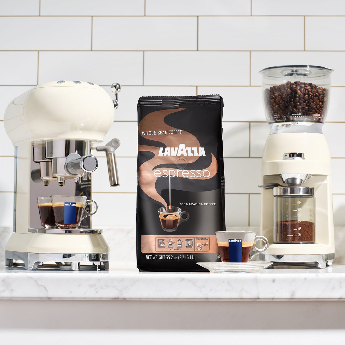 미국직구 Lavazza Espresso Whole Bean Coffee, Medium Roast, 2.2 lbs