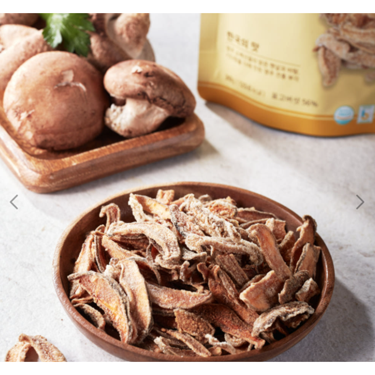 미국직구 HANBUGAK Korean Shiitake 30g / HANBUGAK Korean Shiitake Mushroom Bugak Snack, Crispy  5