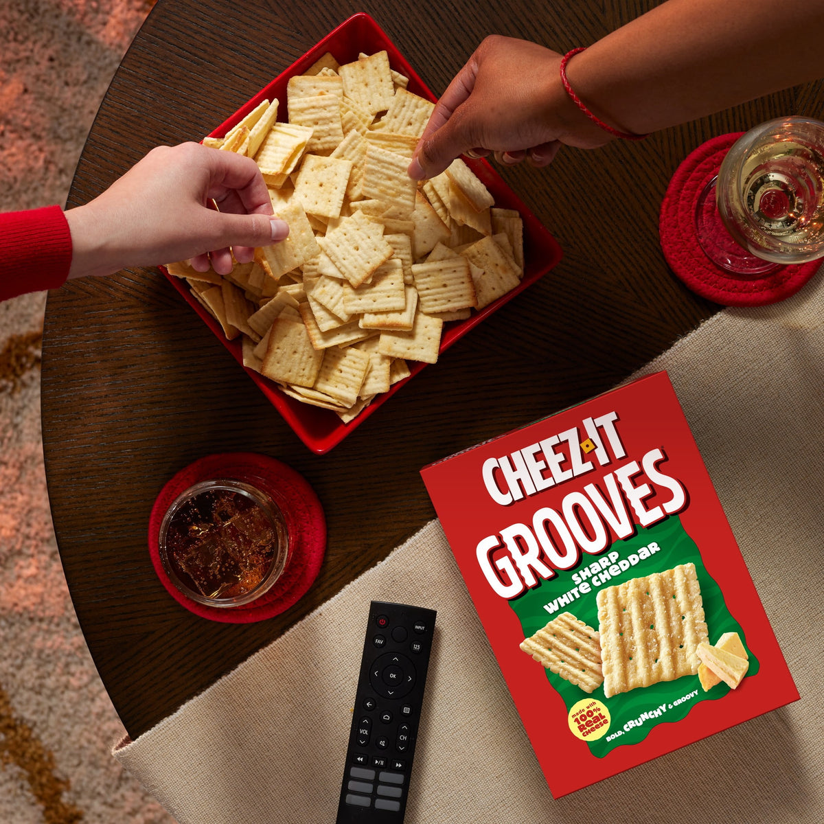 미국직구 치즈잇 Grooves Sharp White Cheddar Crunchy Cheese Crackers, Lunch Snacks, 9 oz