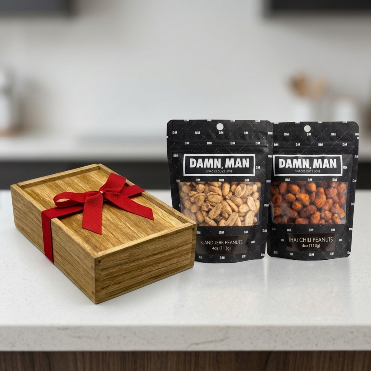 미국직구 Damn Man Spicy 견과 113g / Damn Man Spicy Nut Sampler Gift Box - 2 Resealable Bags of S 2