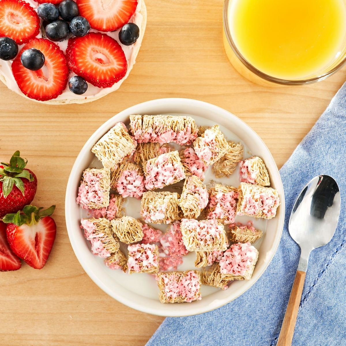 미국직구 Great Value Bite 462g 2팩 / Great Value Bite Size Frosted Strawberry Shredded Wheat Br 2